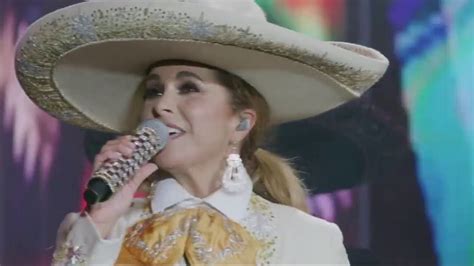 Lucero Canta Si Nos Dejan An Youtube