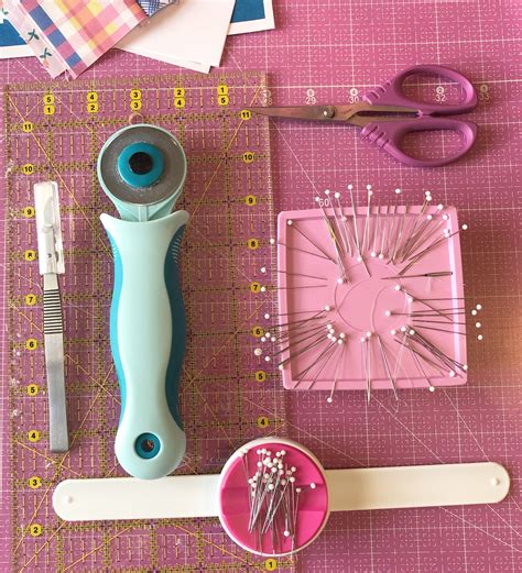 Quilting Tools Rotary Cutter Magnetic Pin Cushion Sewing Scissors