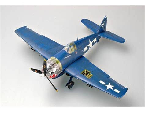 Trumpeter 1 32 Grumman F6F 5 Hellcat 02257