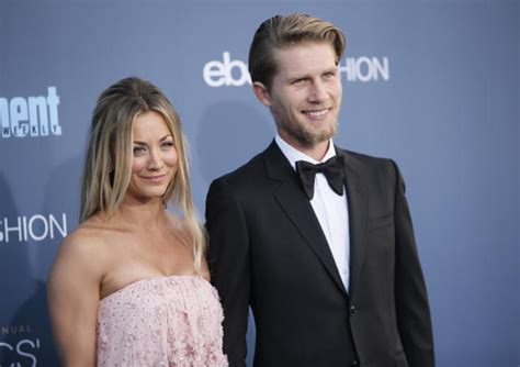 Kaley Cuoco Finalizes Divorce From Husband Karl Cook