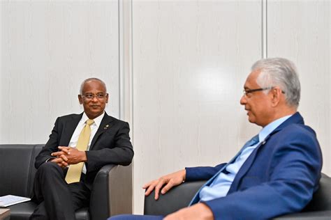 The President meets with the Prime Minister of Mauritius - The