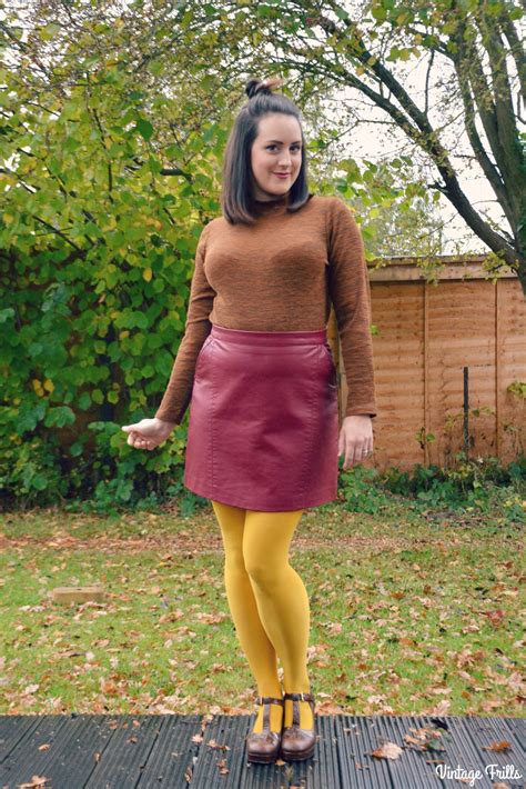 Rainy Days Call For Cheerful Outfits 60s Inspired Ootd • Vintage Frills