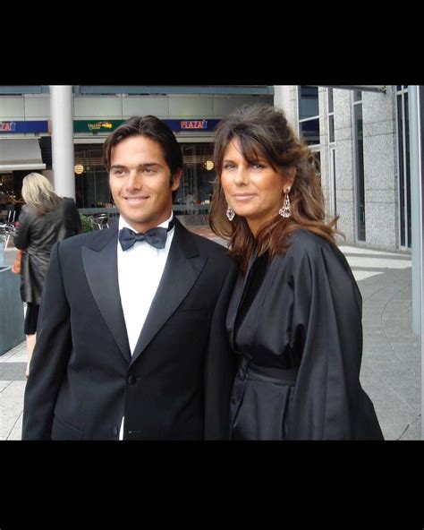 Sylvia Tamsma: De knappe Moeder van Kelly Piquet - FAQT