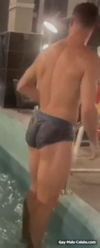 Cristiano Ronaldo Shows Tight Ass In Wet Underwear Naked Male Celebrities