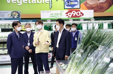 박영범 농식품부 차관경기 수원 농산물종합유통센터 방역 현장 점검