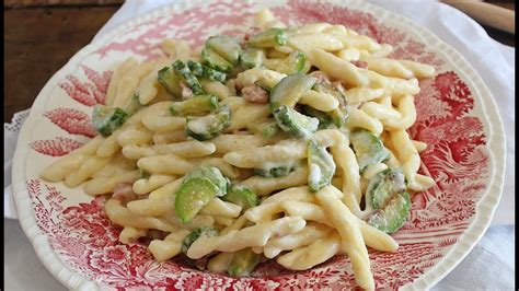 CASARECCE CREMOSE CON ZUCCHINE E PANCETTA Facili E Pronte In Pochi