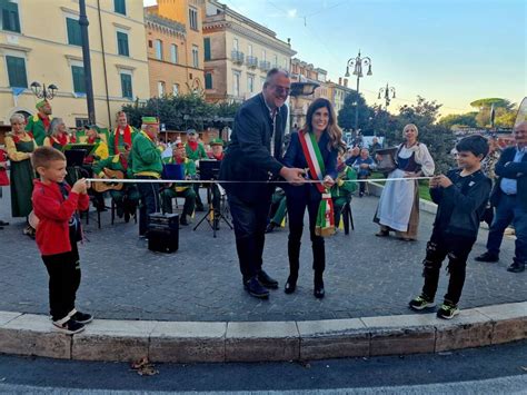 Rocca Di Papa Taglio Del Nastro Per La 42esima Sagra Delle Castagne