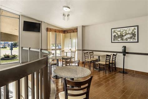 AmericInn by Wyndham Grand Rapids Airport North GRR With Parking & Shuttle