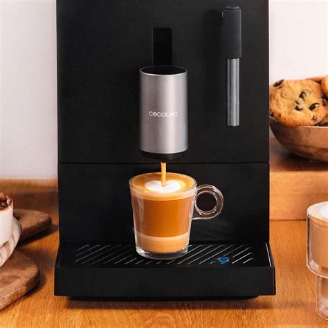 Cremmaet Compact Steam Cafetera superautomática compacta Cecotec