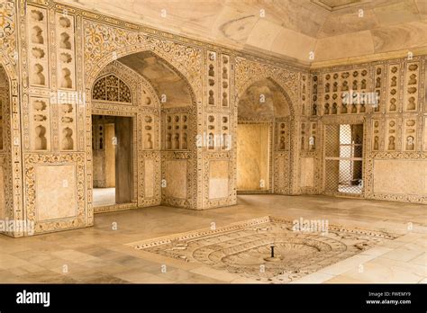 fortress agra  res stock photography  images alamy