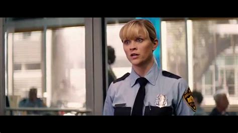 HOT PURSUIT Trailer 1 YouTube