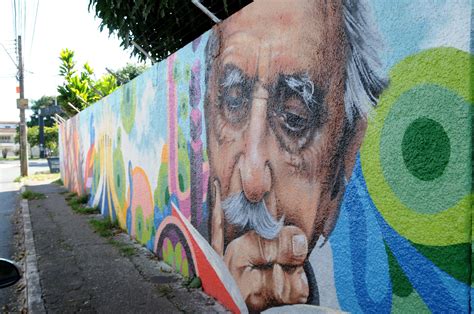 Grafite Transforma Muros De Escolas Do Gdf Em Telas A C U Aberto