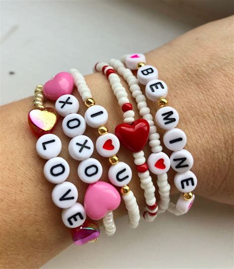 Succulent Sensations: Craft Mini Gardens with Desert Charm | Valentine bracelet diy, Bracelets ...