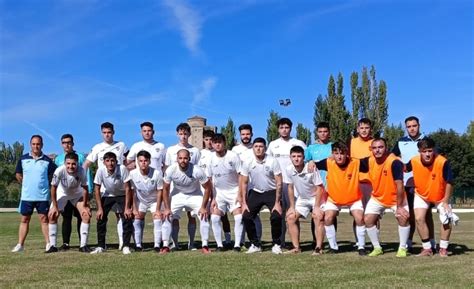 El Aficionado Del Alba De Tormes CF Busca Sus Primeros Puntos Frente Al