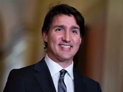 Justin Trudeaus Father Also Divorced While In Office After His Wifes