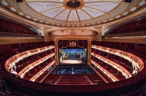 Abertura Da Royal Opera House E Cultura