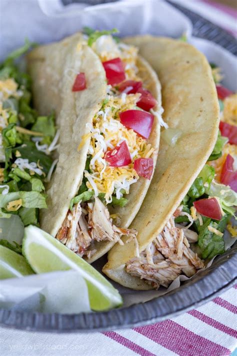 Easy Crockpot Chicken Tacos Yellowblissroad