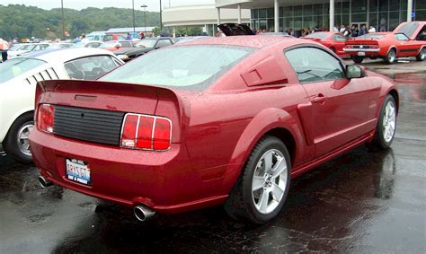 Redfire Red 2006 Ford Mustang Gt Coupe Photo Detail