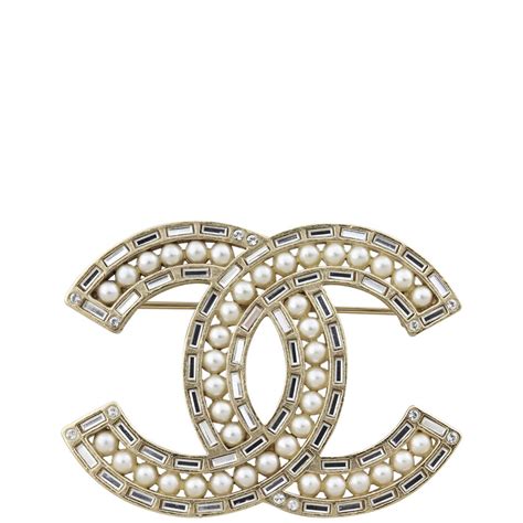 Chanel CC Pearl Brooch