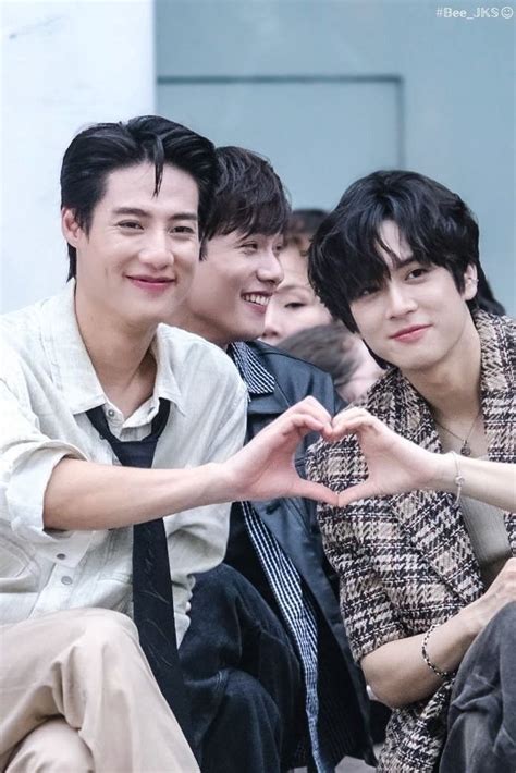 Pin By Wanda Ivette Hernandez Colon On SailubPon In Pit Babe Actors Babes