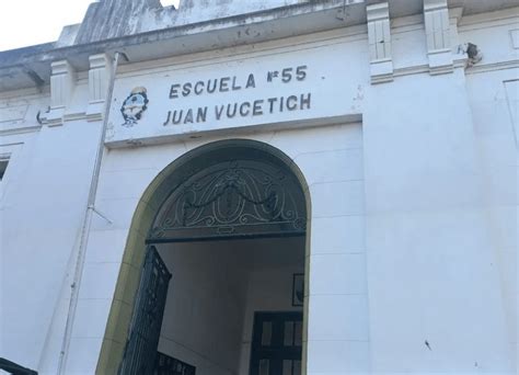 Padres Exigen Que No Se Vote En La Escuela Primaria 55 Juan Vucetich De