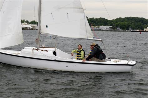 Annapolis Sailing School, Maryland, USA - ASA Certified Sailing School