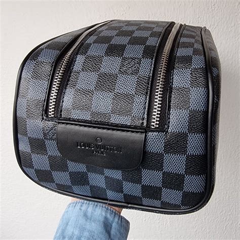 Necessaire Louis Vuitton Couro Xadrez Linha Italiana Premium Shopee