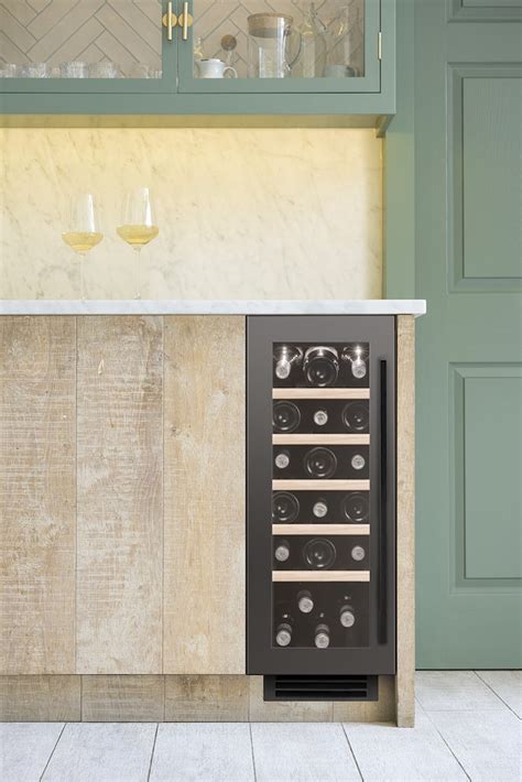 Caple Wi3125gm Undercounter Single Zone Wine Cabinet A1 Appliances