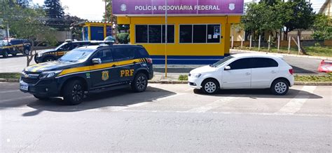 Carro Roubado Há Mais De 7 Anos Na Bahia é Recuperado Em Garanhuns