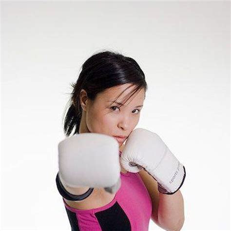 Boxing Moves To Lose Weight And Strengthen Core Chatelaine