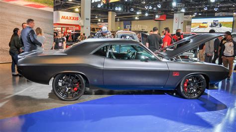 Mopar Brings 6 Concepts To Sema Including A Wild Challenger