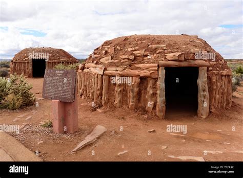 GRAND CANYON - February 19: Heritage museum of Indian Hualapai ...