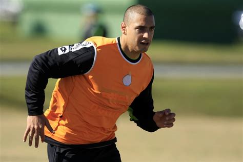 Ariel Participa De Treino E Enfrenta O Flamengo