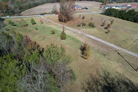 SELLING ABSOLUTE 13 Acres With 3 Car Garage Workshop Creek Soil