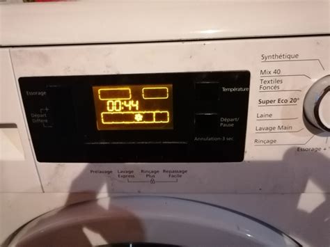 pb lave linge beko WMB 91242 bloqué avec voyant assouplissant qui clignote