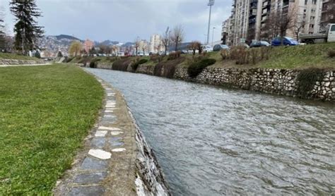 Ru A Se Bacila S Mosta U Etinji Prona Eno Telo U I Anke Za Kojom Se