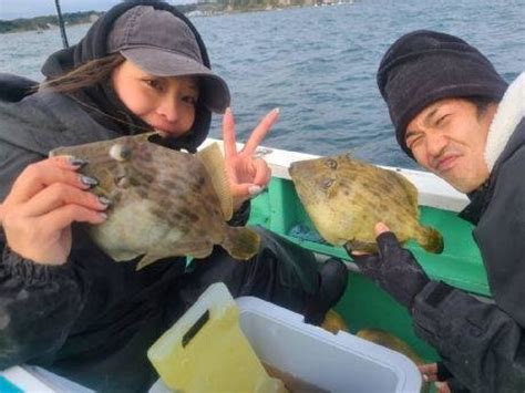 【釣果速報】神奈川県瀬戸丸でほぼ全員カワハギ初心者ながらもほぼ全員がツ抜け達成！サイズも30cmを筆頭に好調！船釣りデビューを絶品釣果ゲットで