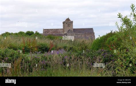 Iona abbey on the island of Iona Scotland Stock Photo - Alamy