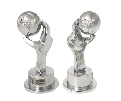 Troféu de Globo Personalizado Anholeto