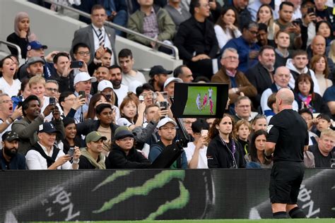 Stan Collymore Demands Var Be Removed From Premier League