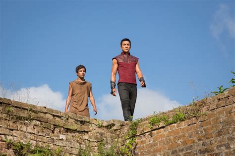 Aramis Knight As M K And Daniel Wu As Sunny Into The Badlands Season 1 Episode 1