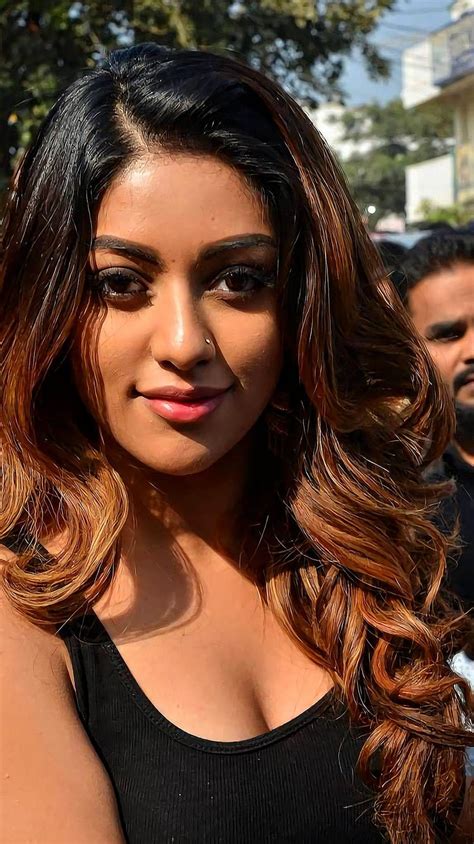 Anu Emmanuel Cleavage Malayalam Actress Hd Phone Wallpaper Pxfuel