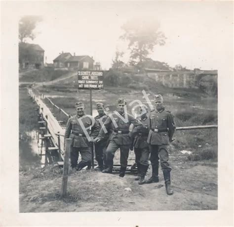 Foto Wk Ii Wehrmacht Soldaten Dorf Vormarsch Polen Ostfront K Eur