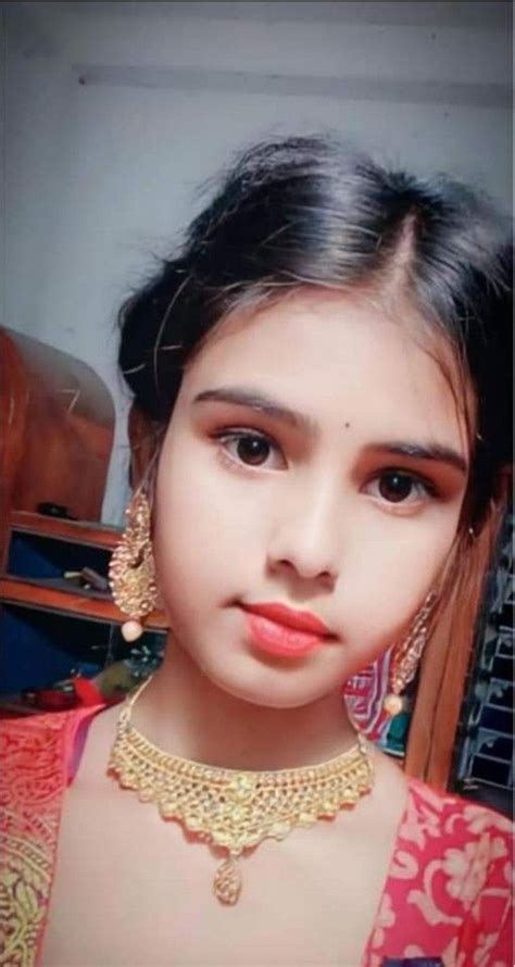 Pin By Ameet Kumar On Desi Indian Beautiful Girls Beauty Girl Cute