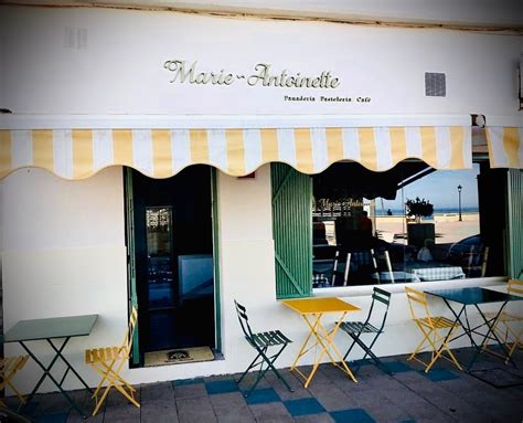 Marie Antoinette Cafe Viva Manilva