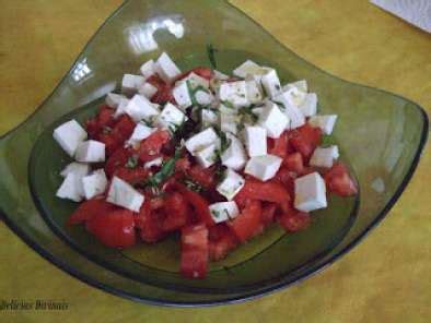 Salada De Tomate Queijo Cottage E Manjeric O Receita Petitchef