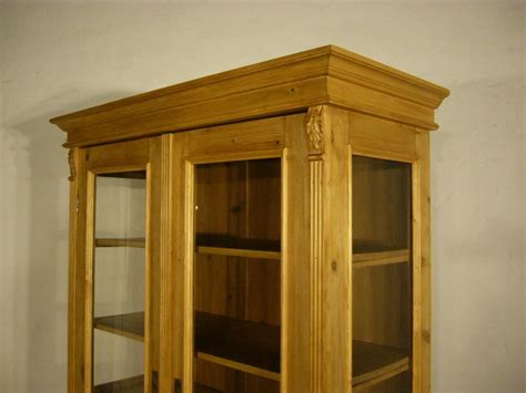 Vitrine Antik Weichholz Jugendstil Glas Schrank Um Jhd Antik De