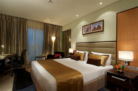 Vivanta Hyderabad Begumpet Hotel