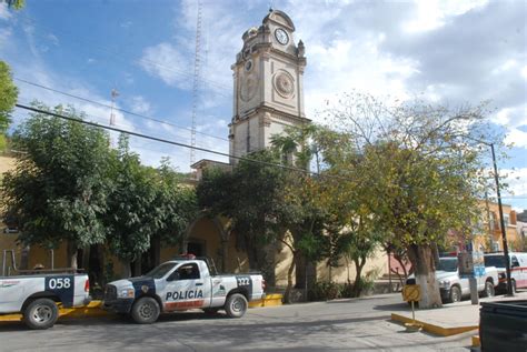 Hermosa La Plaza De San Juan Del R O