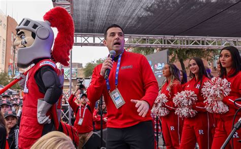 Rutgers’ interim AD dishes on hoops struggles, plans to pay athletes